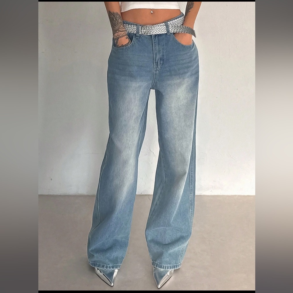 DAZY Women’s Casual Wide Leg Baggy Demin w/ Pockets, size 6 (XL) light wash NWOT - Picture 9 of 15